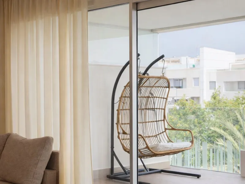 Apartment - Middle Floor Apartment в продаже в Marbella, Málaga. В доме 3 спален и 2 ванных комнат. Площадь дома 107 м²