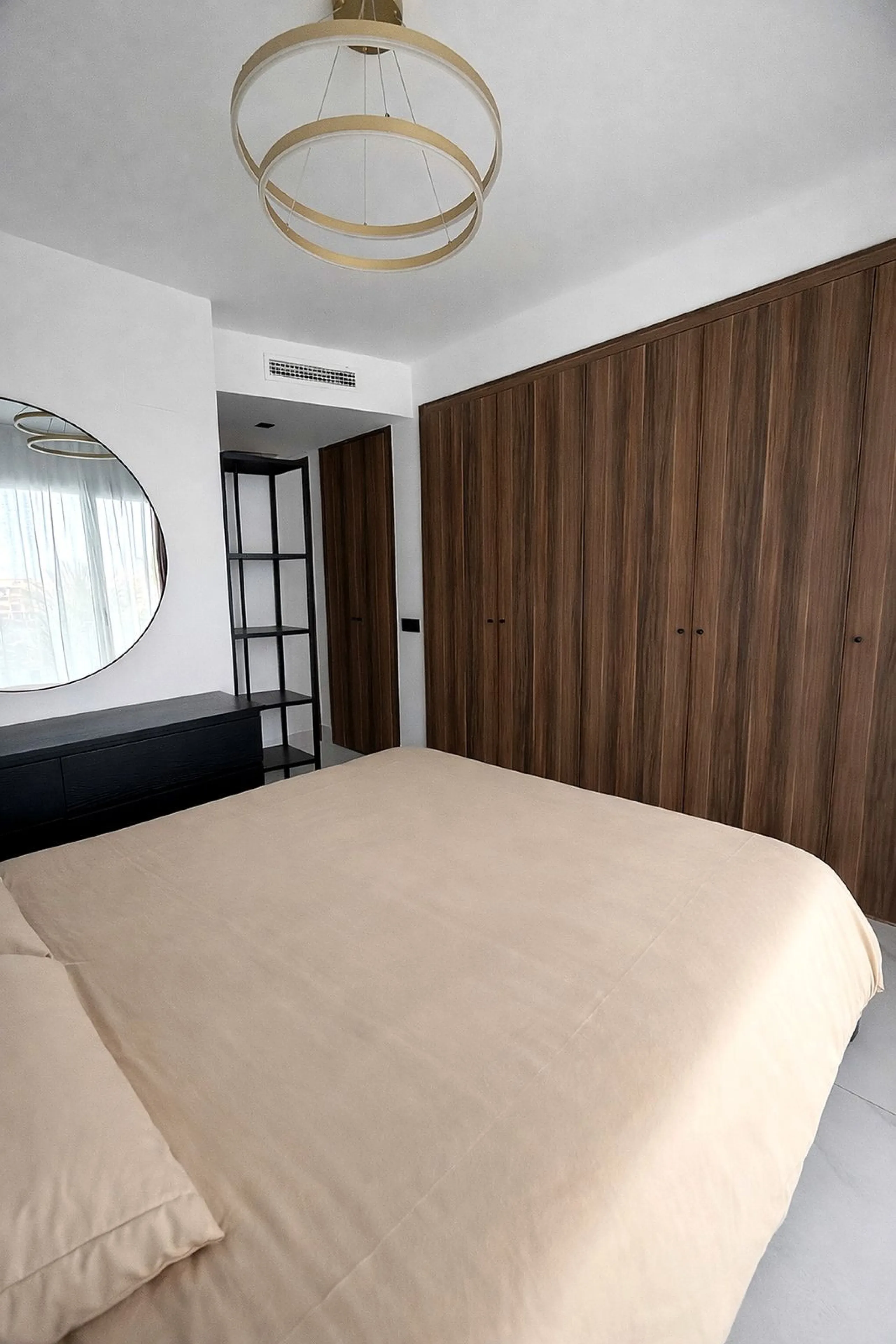 Apartment - Middle Floor Apartment в продаже в Marbella, Málaga. В доме 3 спален и 2 ванных комнат. Площадь дома 107 м²