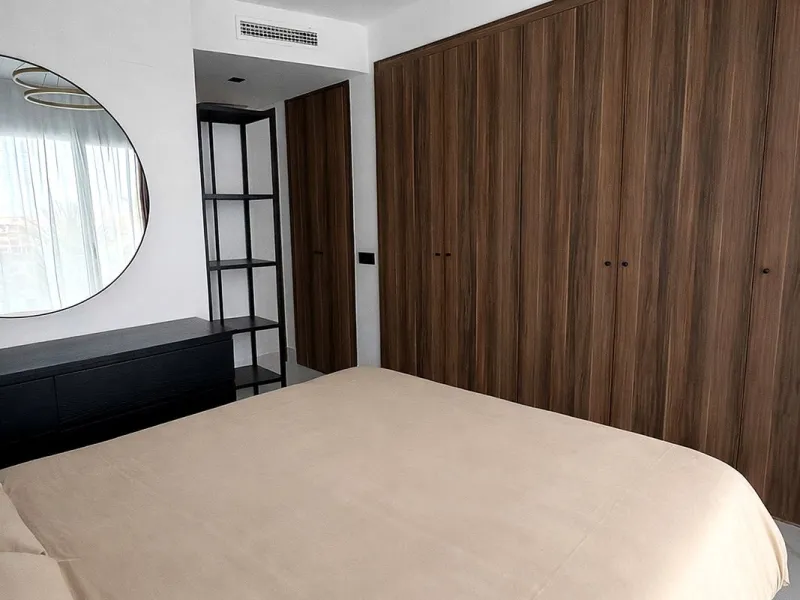 Apartment - Middle Floor Apartment в продаже в Marbella, Málaga. В доме 3 спален и 2 ванных комнат. Площадь дома 107 м²