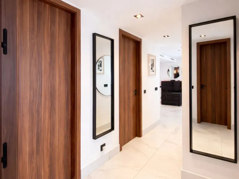 Apartment - Middle Floor Apartment в продаже в Marbella, Málaga. В доме 3 спален и 2 ванных комнат. Площадь дома 107 м²
