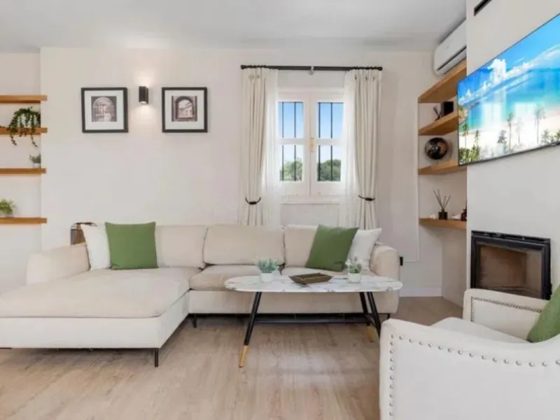 Renovated penthouse with east and south orientation in Benavista, a few minutes from the beach
