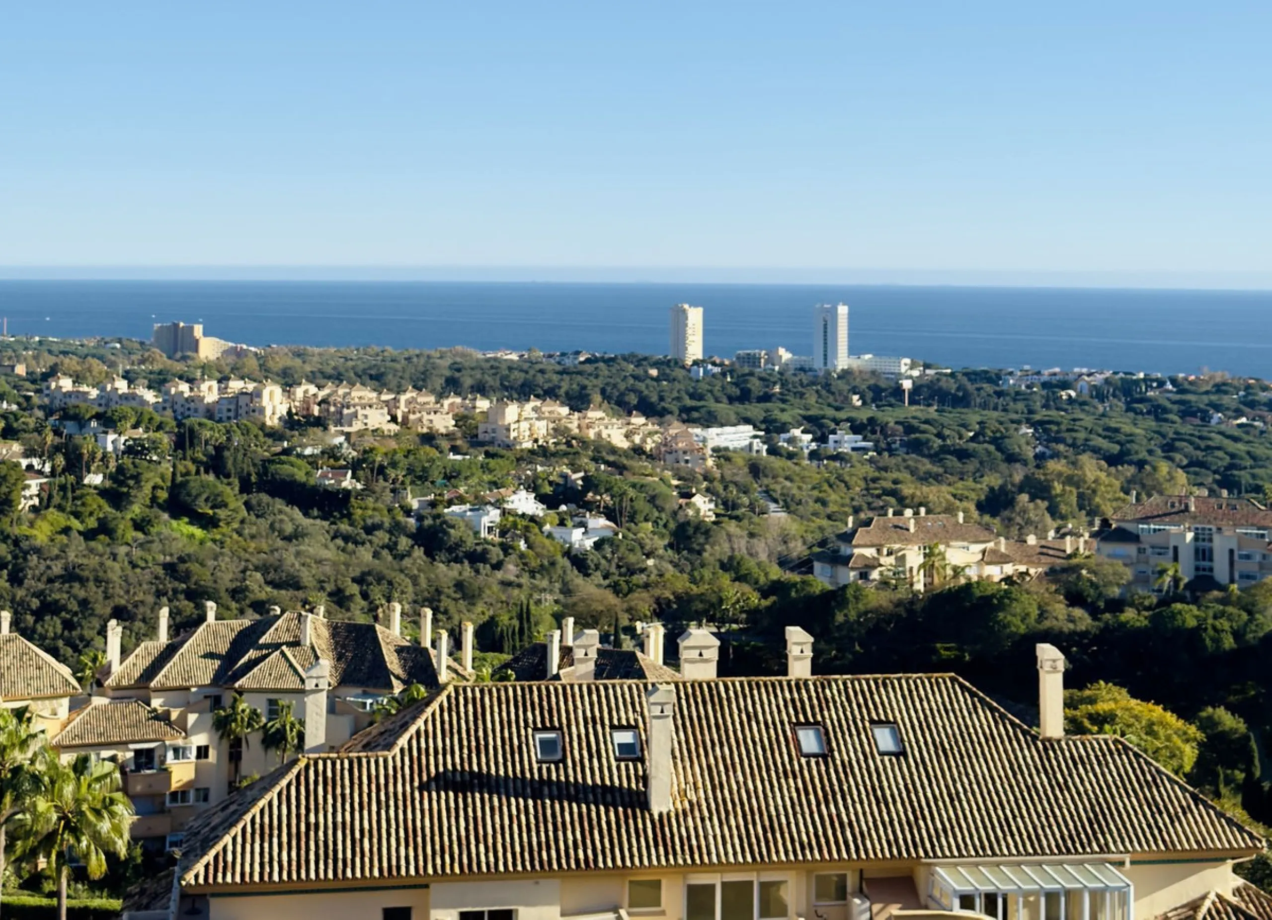 Apartment - Penthouse в продаже в Marbella, Málaga. В доме 3 спален и 3 ванных комнат. Площадь дома 157 м²