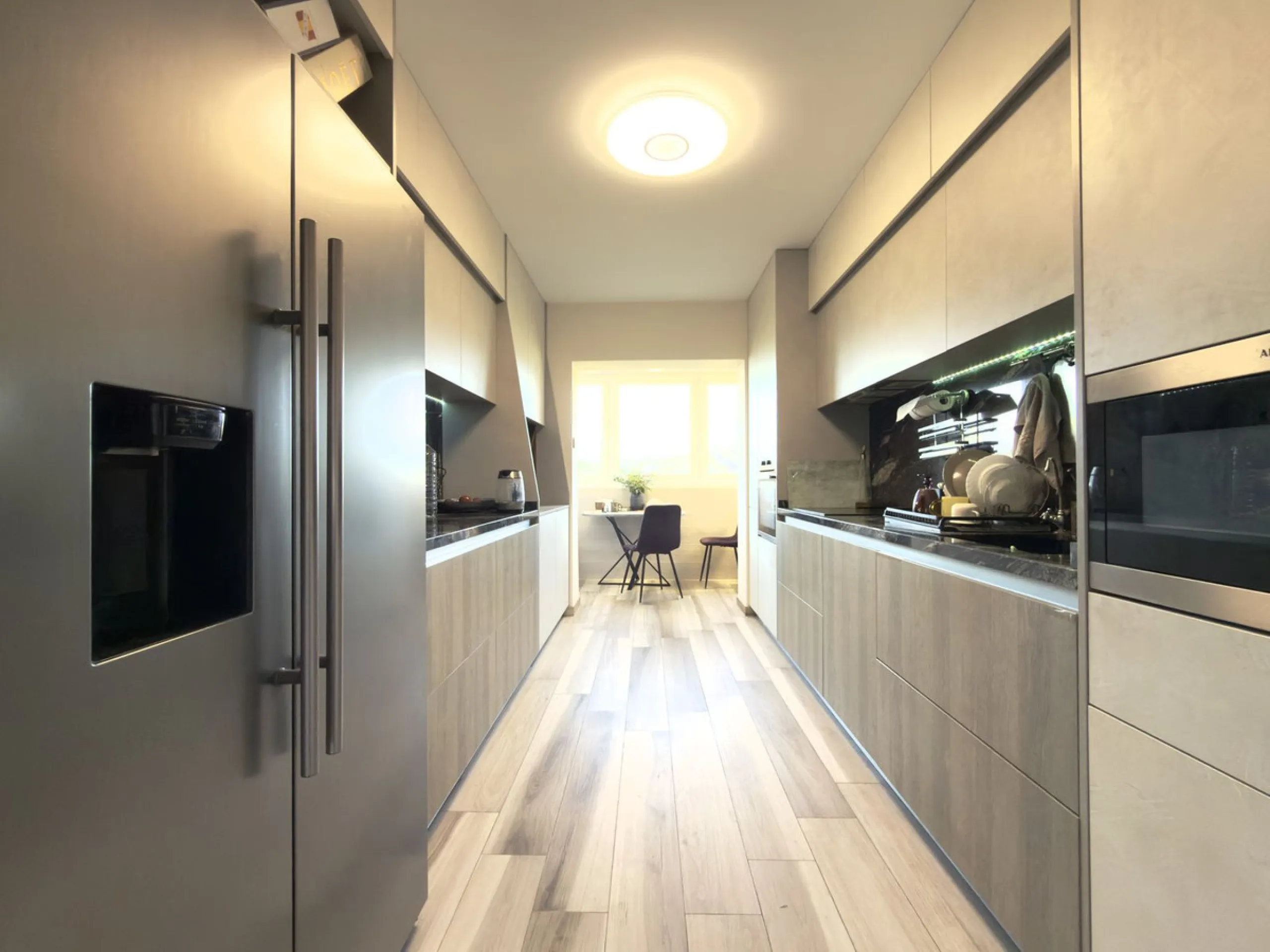 Apartment - Penthouse в продаже в Marbella, Málaga. В доме 3 спален и 3 ванных комнат. Площадь дома 157 м²