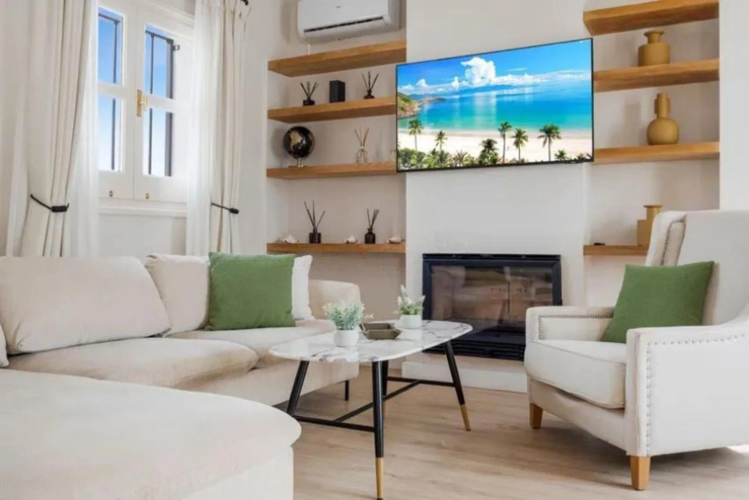 Renovated penthouse with east and south orientation in Benavista, a few minutes from the beach