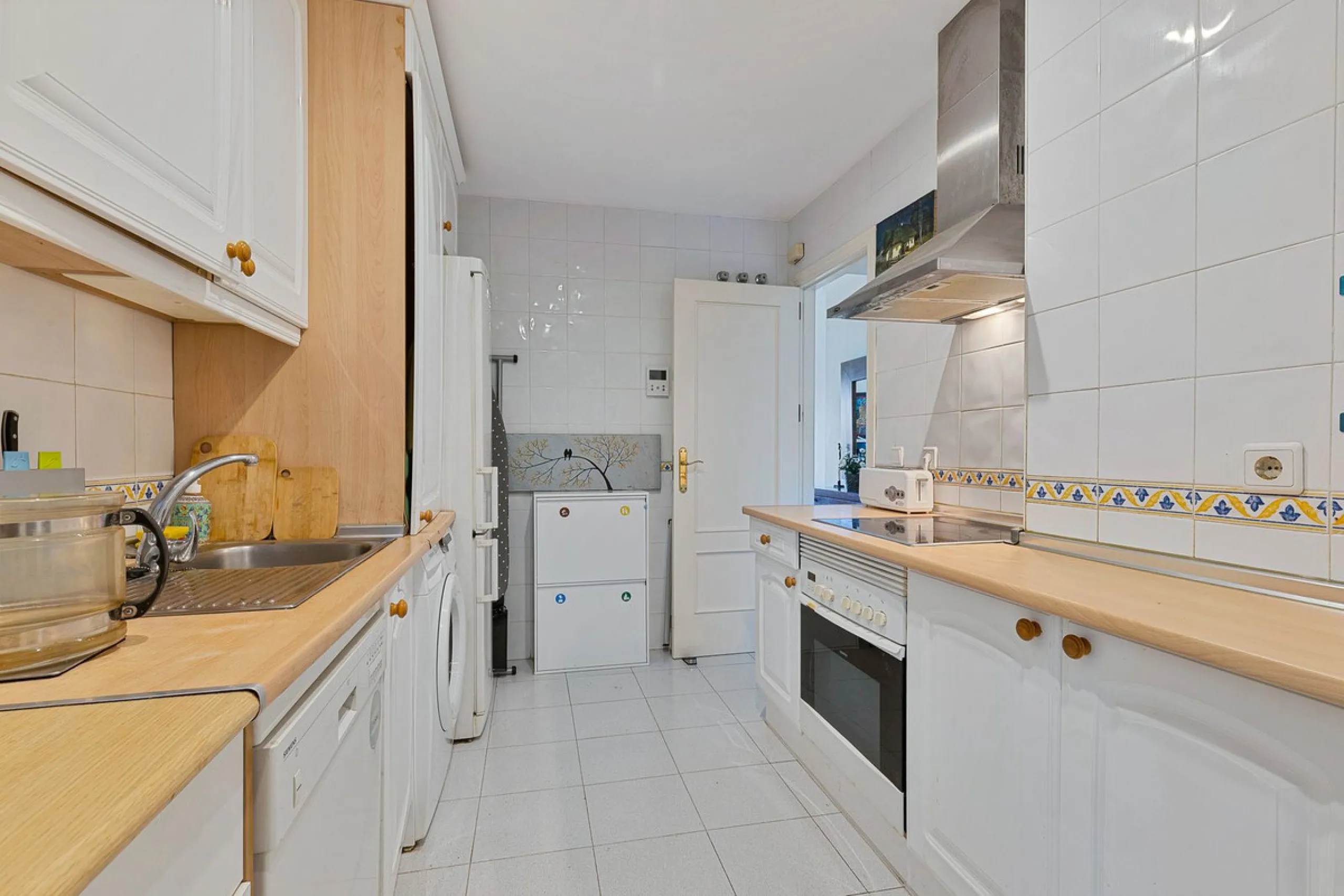 Charming 2-Bedroom Ground Floor Apartment in Bel Air, Estepona.