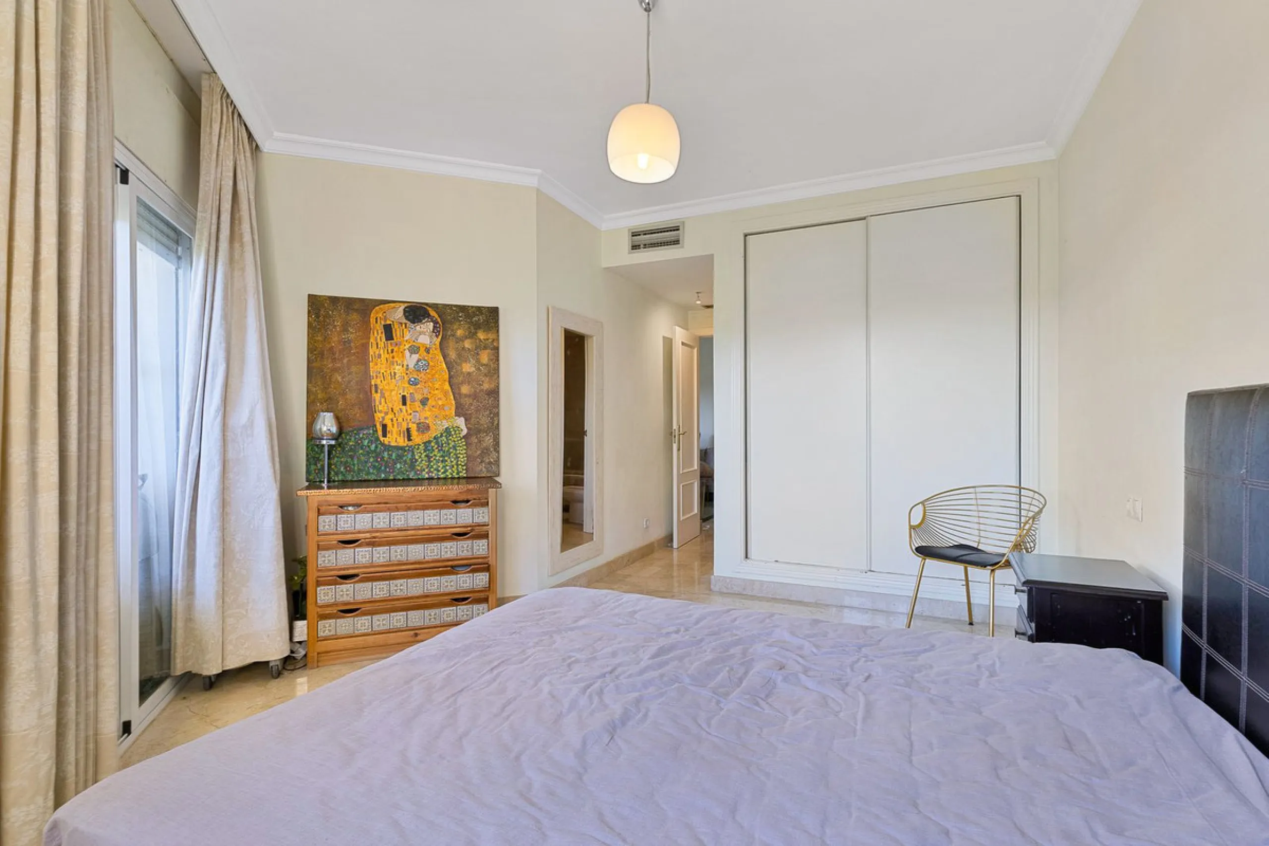 Charming 2-Bedroom Ground Floor Apartment in Bel Air, Estepona.