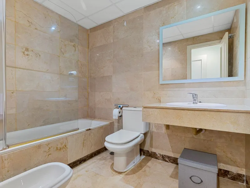 Charming 2-Bedroom Ground Floor Apartment in Bel Air, Estepona.