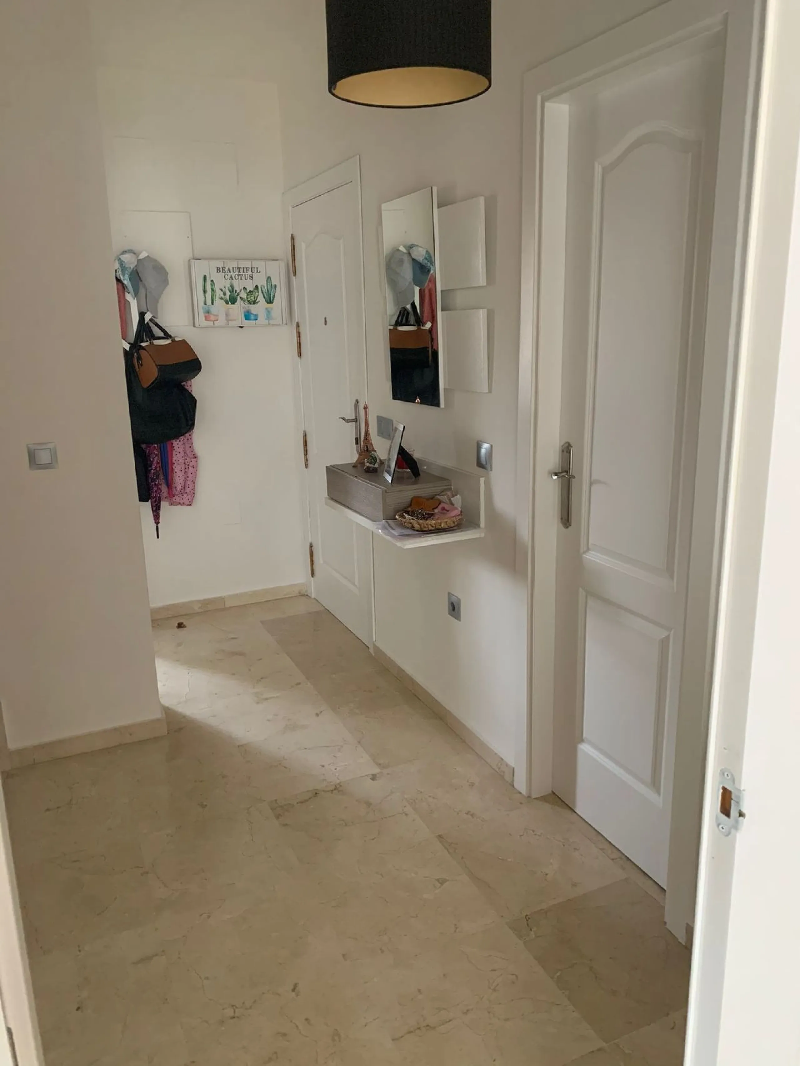 Magnificent townhouse in the La duquesa Golf urbanization, closed urbanization.