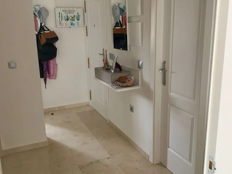Magnificent townhouse in the La duquesa Golf urbanization, closed urbanization.
