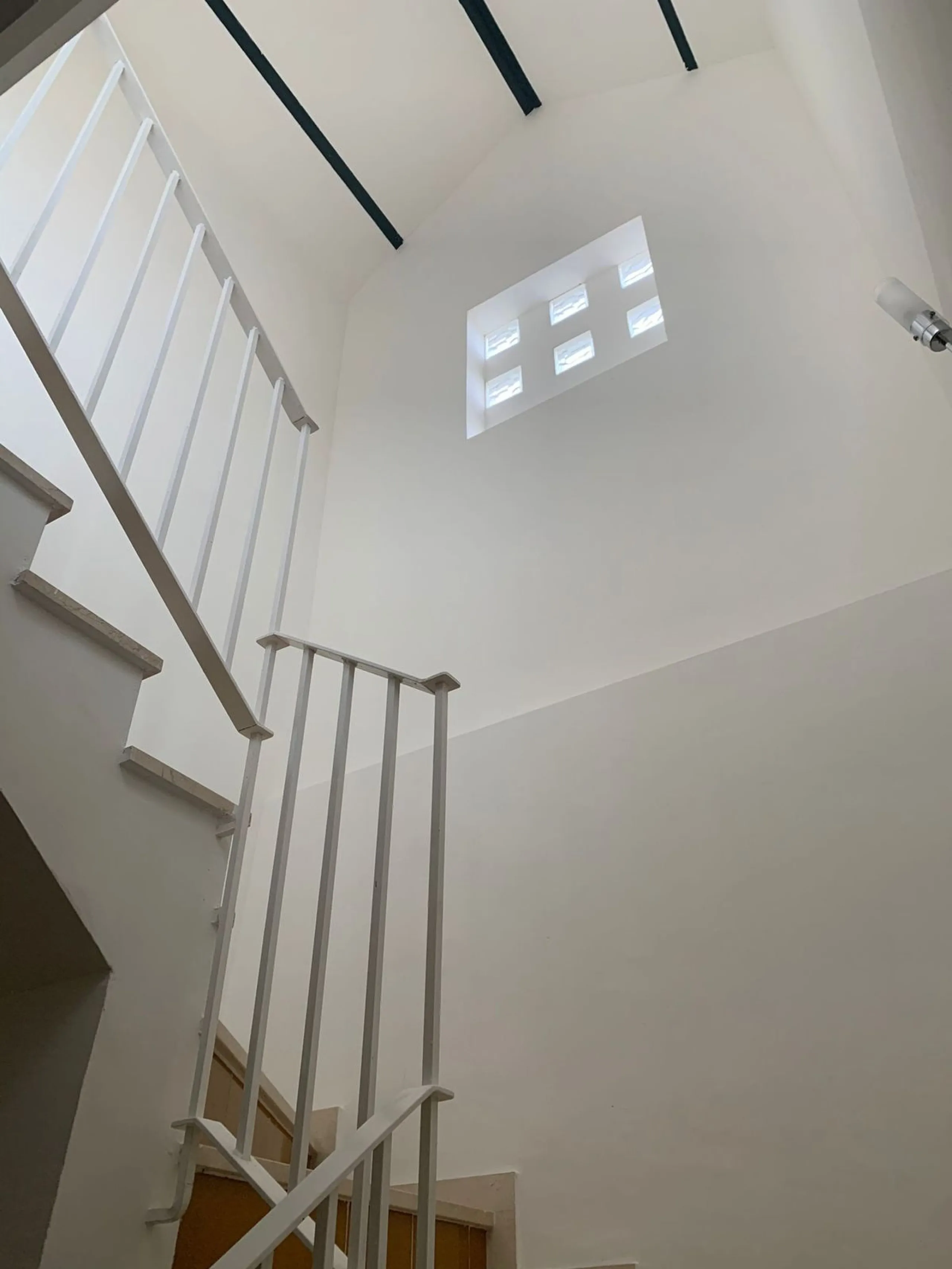 Magnificent townhouse in the La duquesa Golf urbanization, closed urbanization.