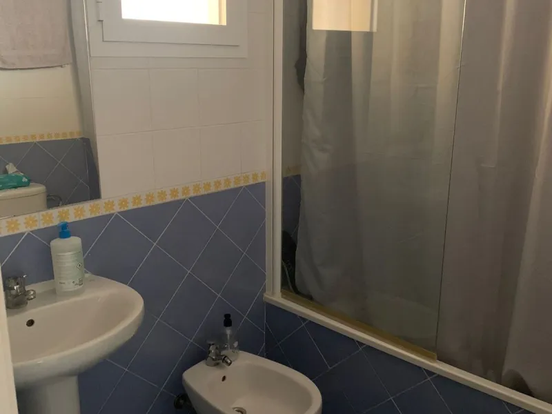 Magnificent townhouse in the La duquesa Golf urbanization, closed urbanization.