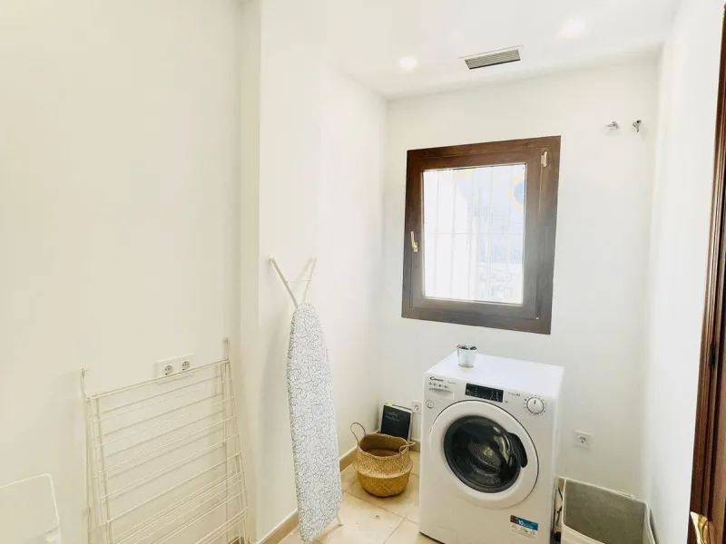 Contemporary Comfort in the Gastronomic Heart of Benahavís