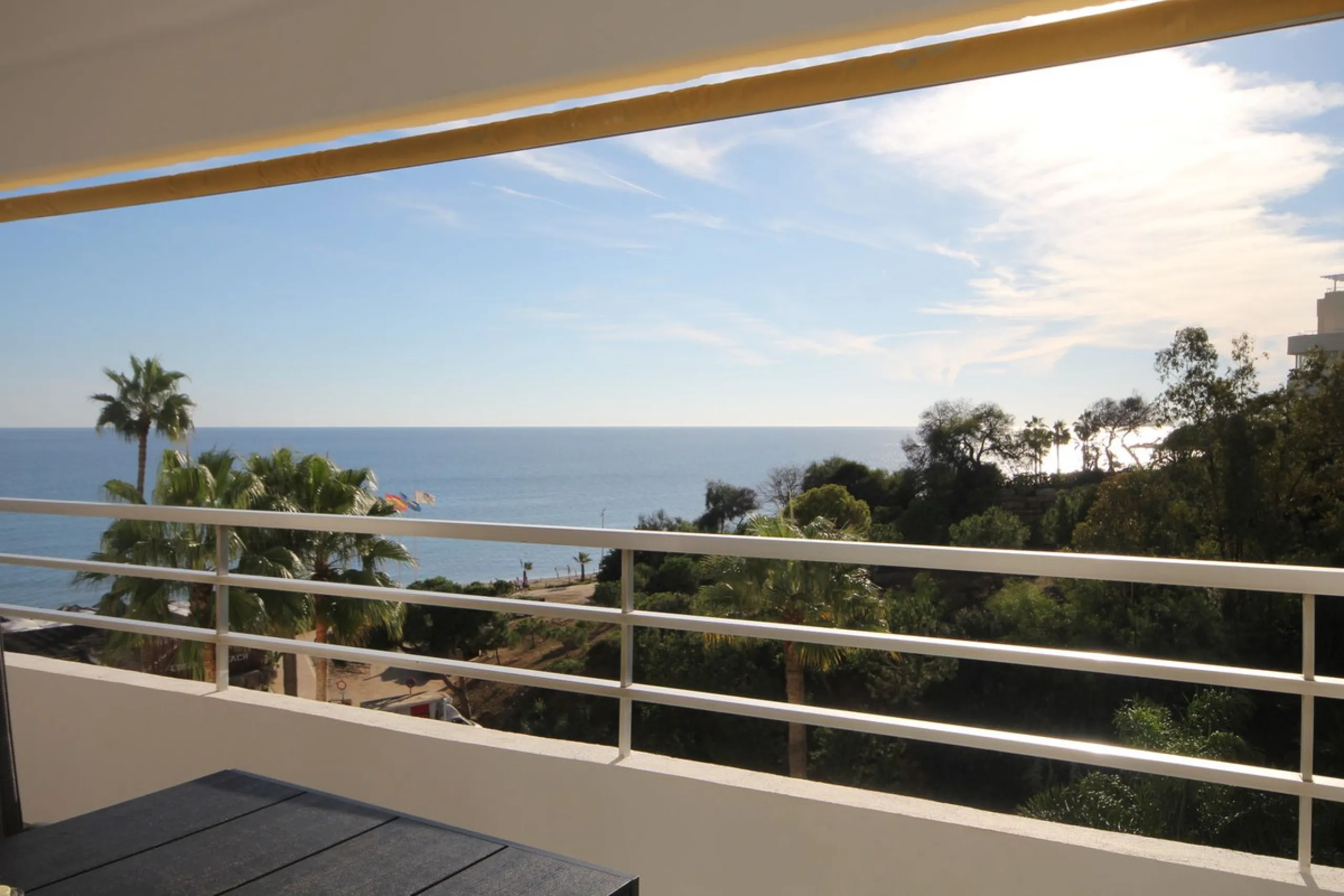 Beachfront Opportunity in Calahonda, Mijas Costa.