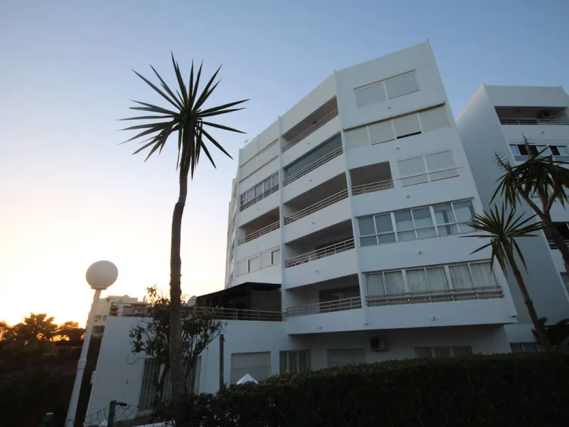Beachfront Opportunity in Calahonda, Mijas Costa.