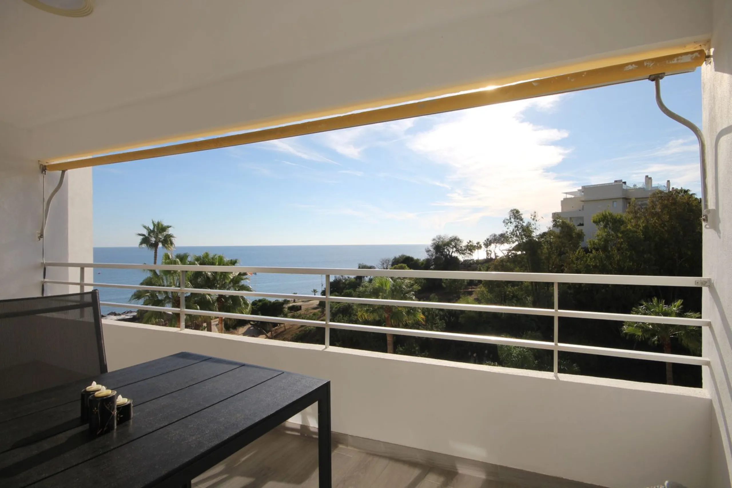 Beachfront Opportunity in Calahonda, Mijas Costa.