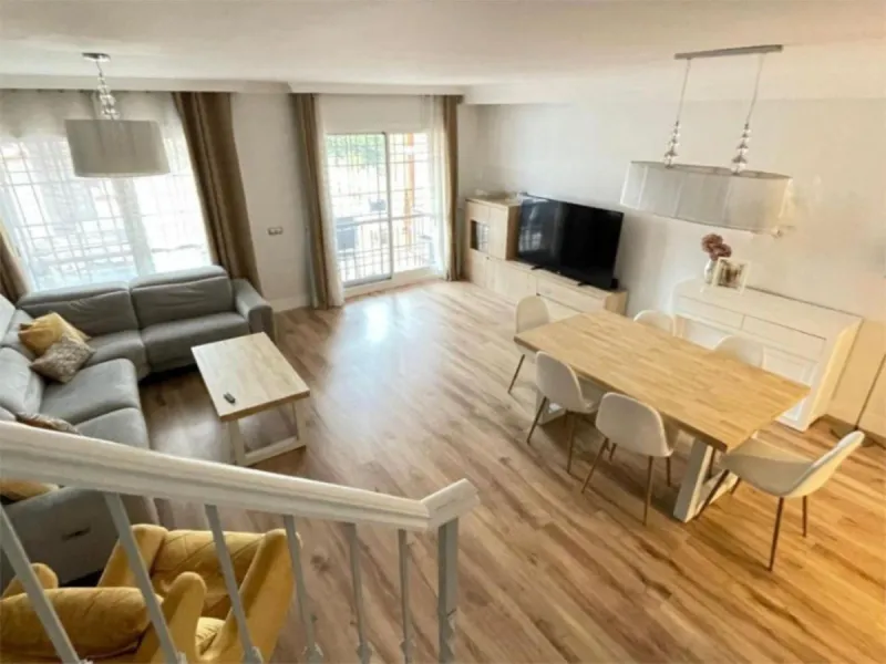Magnificent semi-detached house located in a quiet and well-maintained residential area of ​​Marbella.