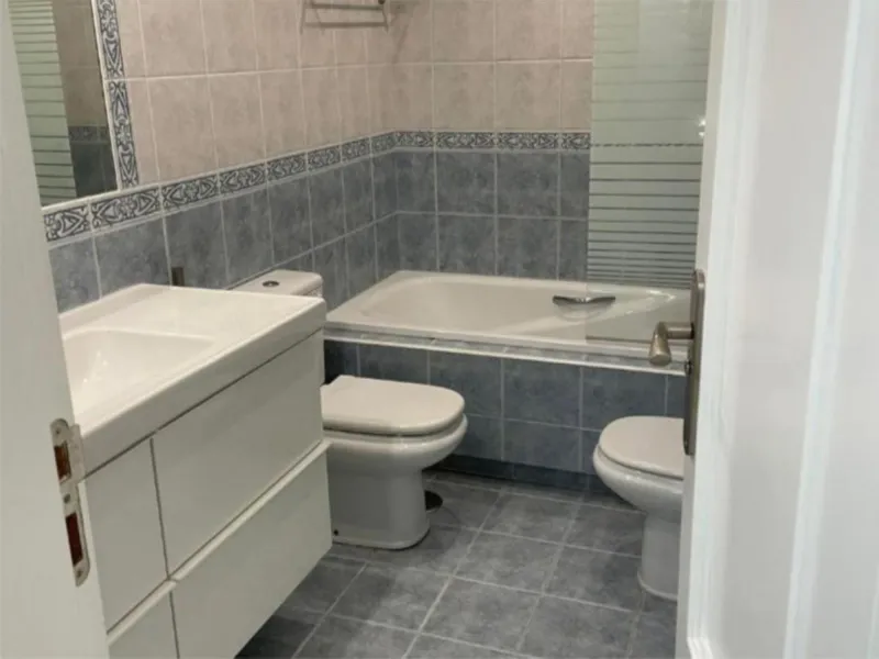 Magnificent semi-detached house located in a quiet and well-maintained residential area of ​​Marbella.