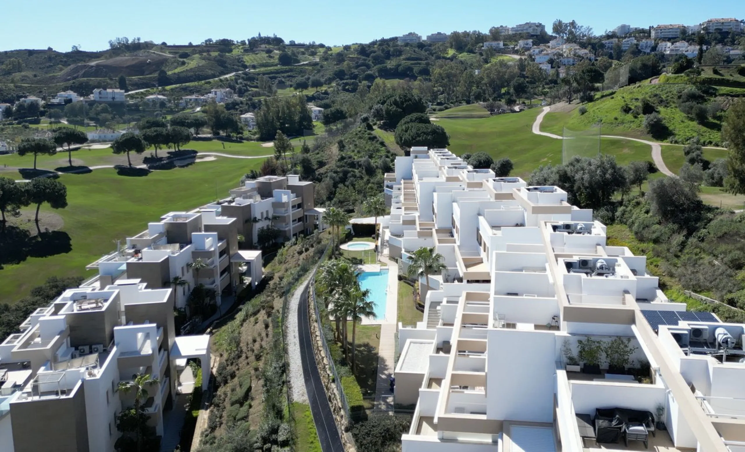 This elegant contemporary townhouse combines space, natural light and clean architectural lines, offering seamless indoor-outdoor living in a peaceful, high-quality setting. Finished with marble flooring throughout and a private elevator connecting all fl