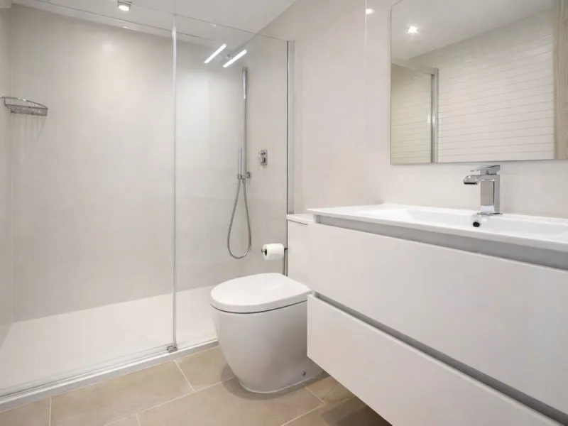 This elegant contemporary townhouse combines space, natural light and clean architectural lines, offering seamless indoor-outdoor living in a peaceful, high-quality setting. Finished with marble flooring throughout and a private elevator connecting all fl