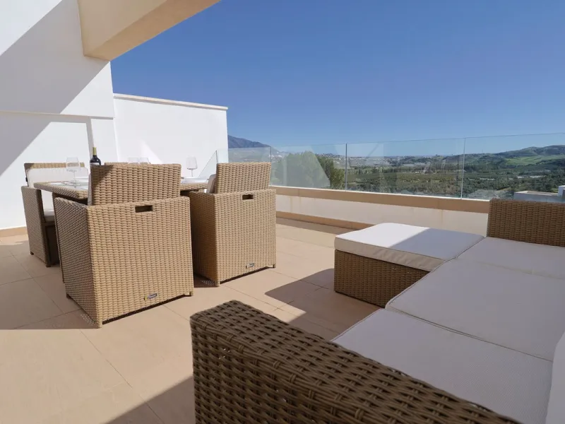 This elegant contemporary townhouse combines space, natural light and clean architectural lines, offering seamless indoor-outdoor living in a peaceful, high-quality setting. Finished with marble flooring throughout and a private elevator connecting all fl