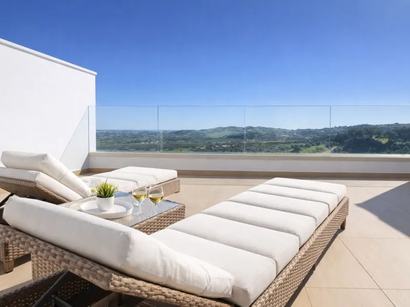 This elegant contemporary townhouse combines space, natural light and clean architectural lines, offering seamless indoor-outdoor living in a peaceful, high-quality setting. Finished with marble flooring throughout and a private elevator connecting all fl