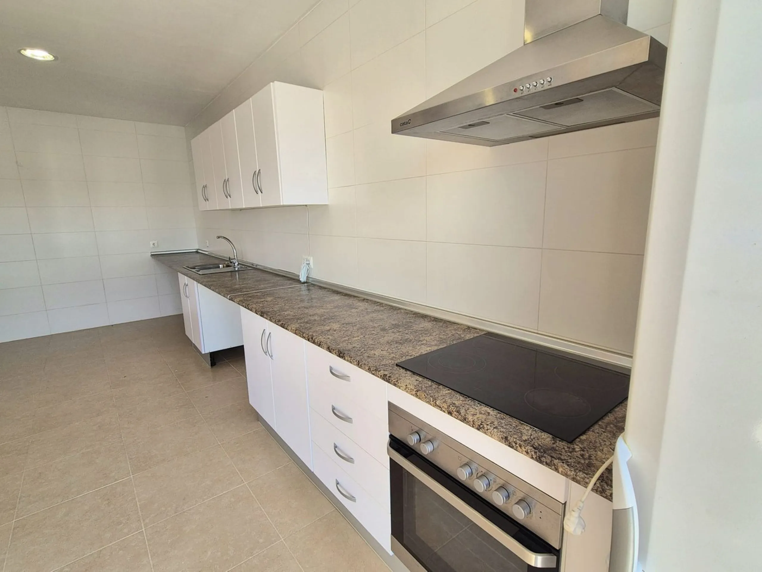 For sale this spacious independent villa in Sierra Gorda, Coin with great views.