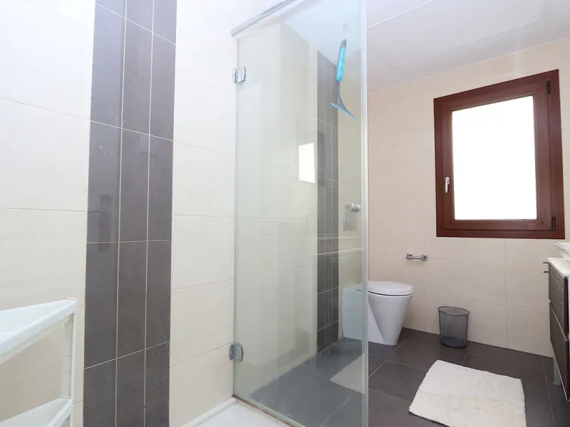 Views and Great Potential in a Prime Location!