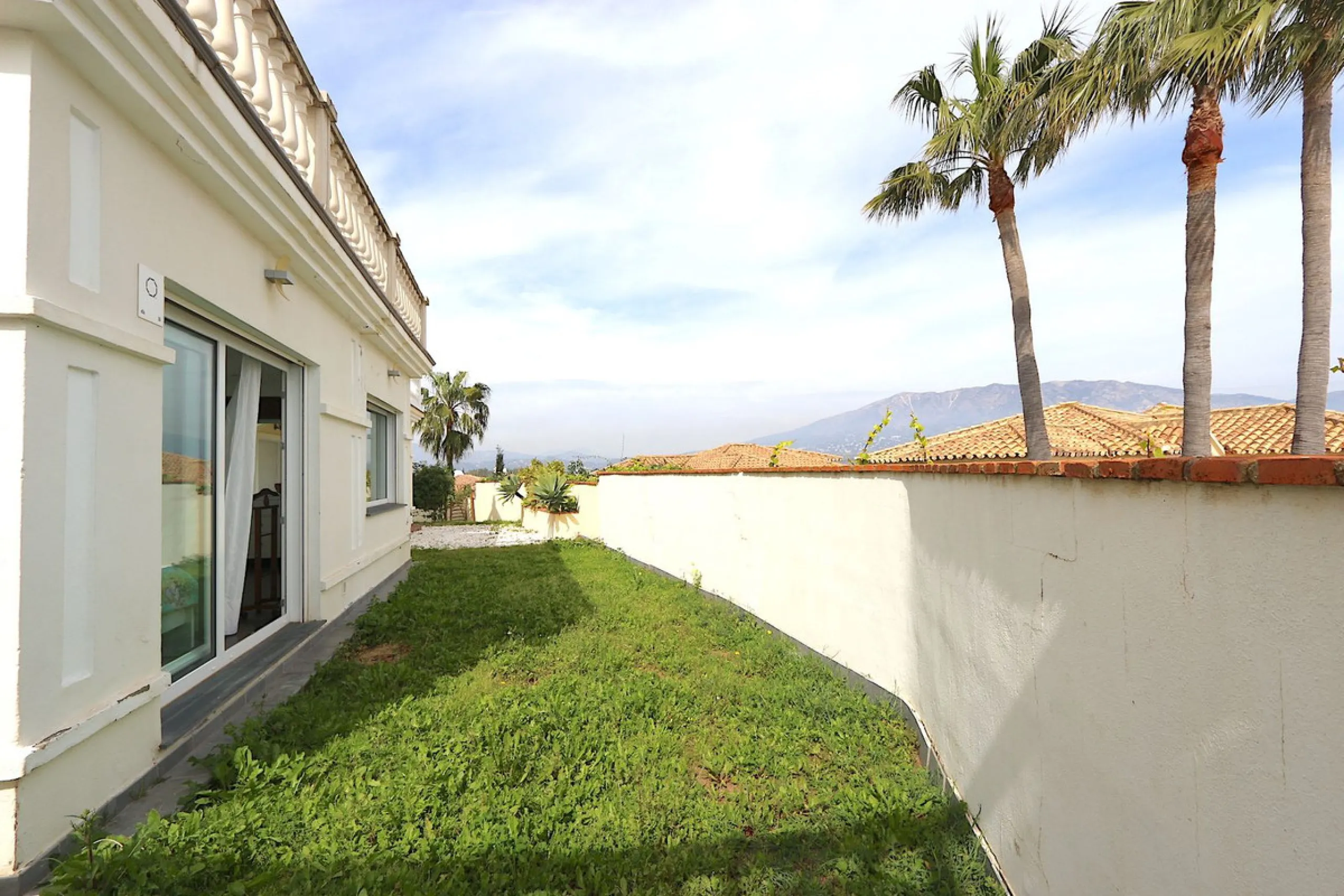Views and Great Potential in a Prime Location!