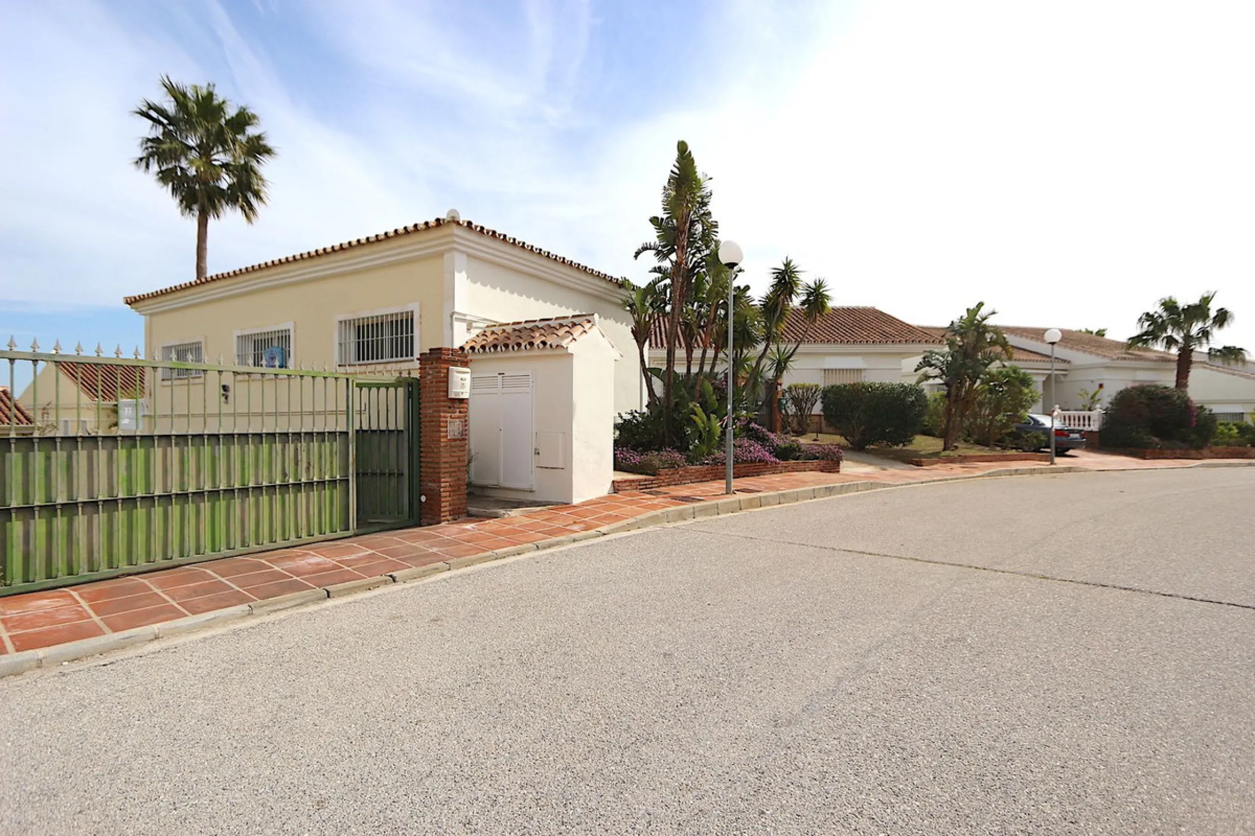 Views and Great Potential in a Prime Location!