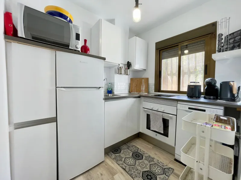 Apartment in El Bajondillo with terrace and sea views – Tourist license
