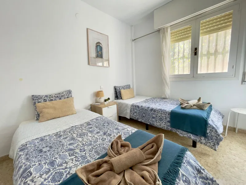 Apartment in El Bajondillo with terrace and sea views – Tourist license