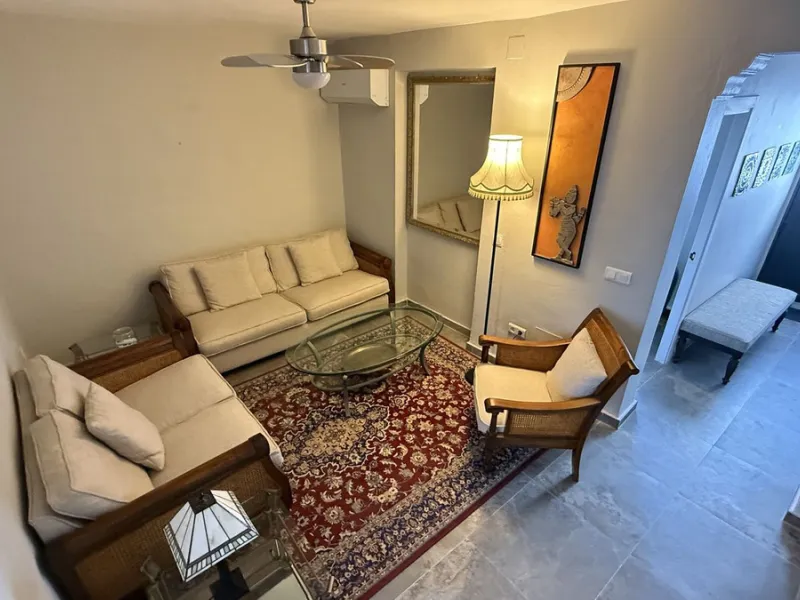 House - Townhouse в продаже в Alhaurín el Grande, Málaga. В доме 3 спален и 2 ванных комнат. Площадь дома 144 м². Площадь участка 132 м²