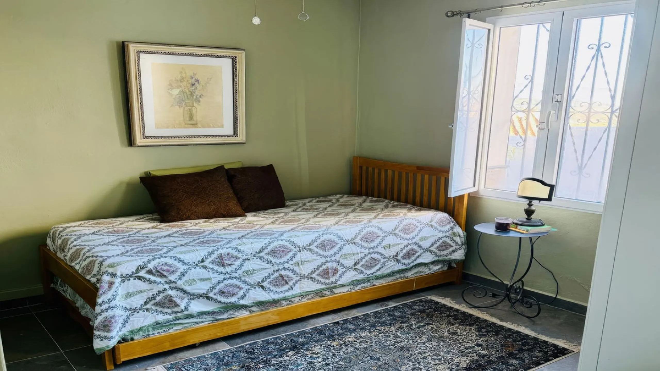 House - Townhouse в продаже в Alhaurín el Grande, Málaga. В доме 3 спален и 2 ванных комнат. Площадь дома 144 м². Площадь участка 132 м²