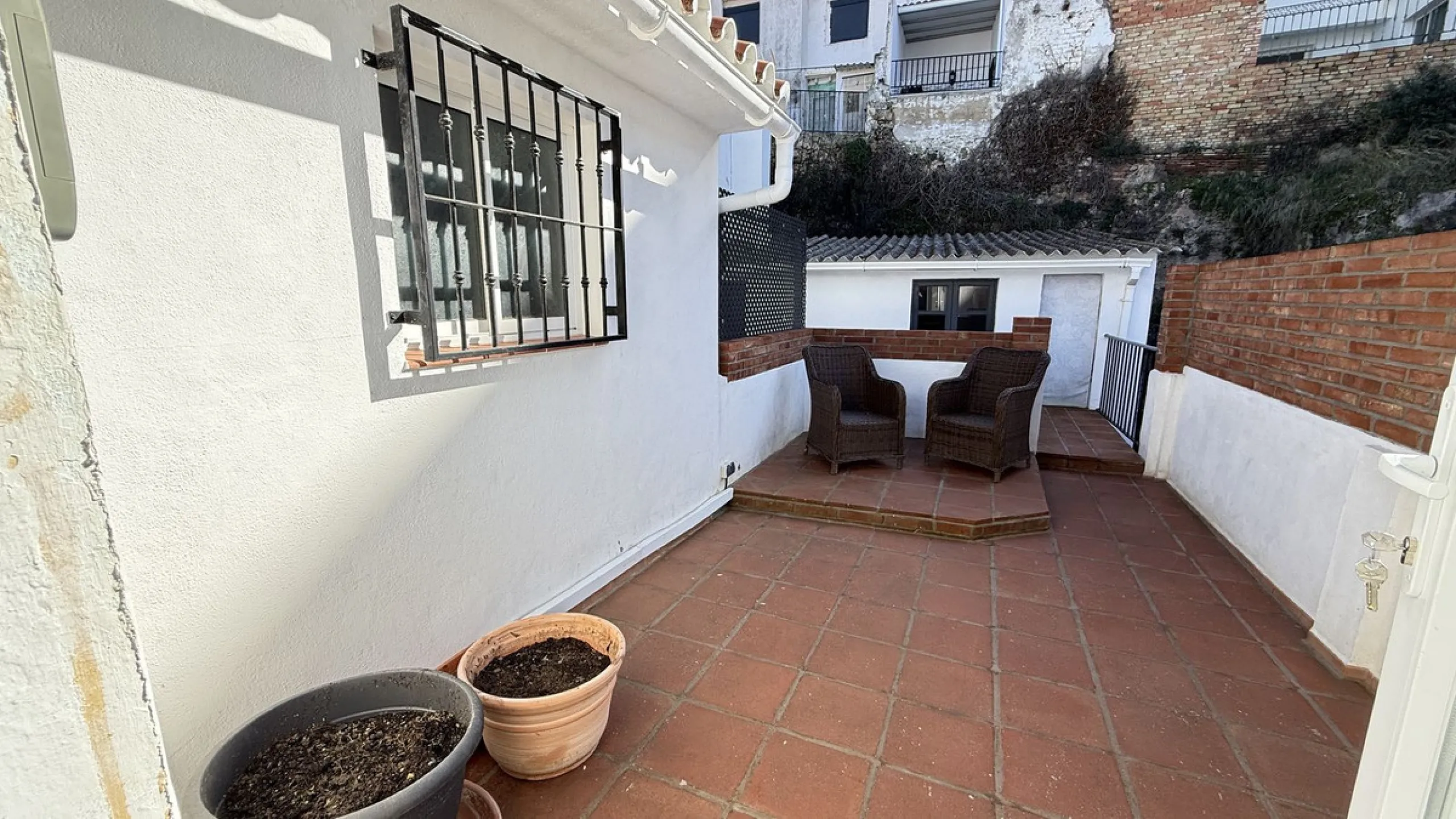House - Townhouse в продаже в Alhaurín el Grande, Málaga. В доме 3 спален и 2 ванных комнат. Площадь дома 144 м². Площадь участка 132 м²