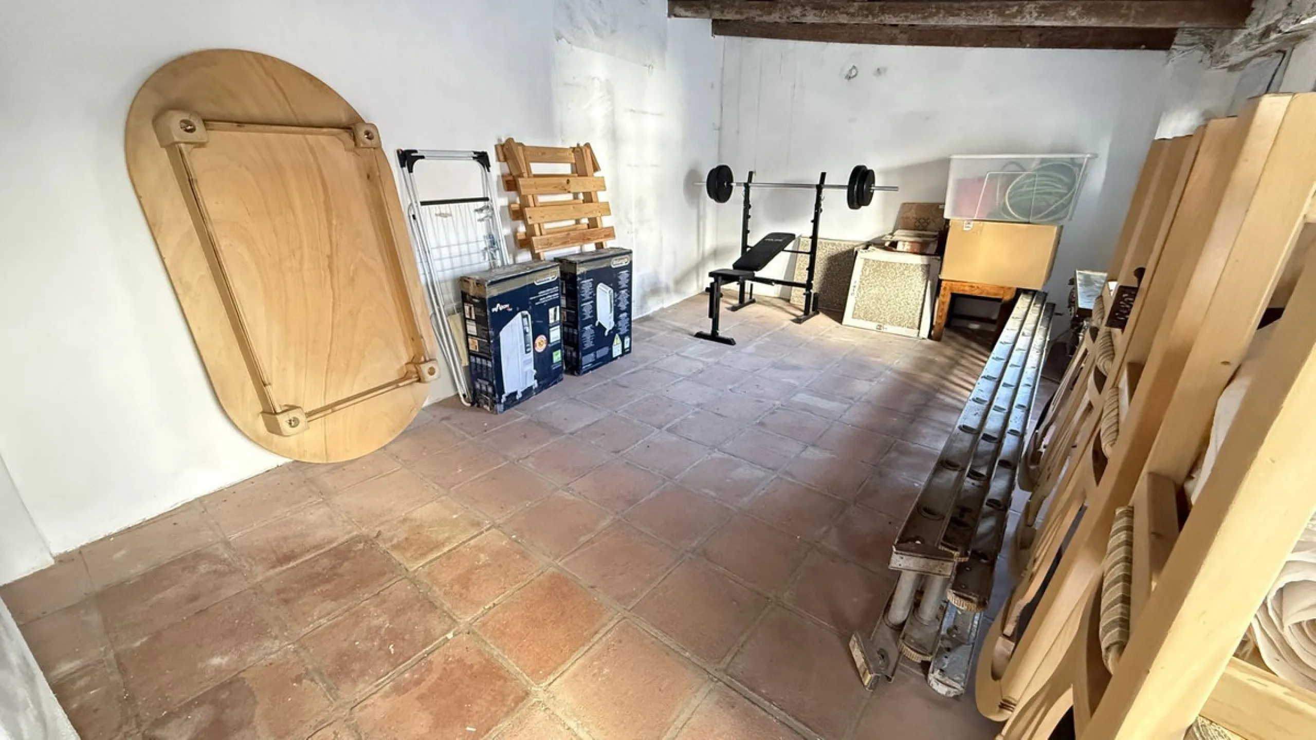 House - Townhouse в продаже в Alhaurín el Grande, Málaga. В доме 3 спален и 2 ванных комнат. Площадь дома 144 м². Площадь участка 132 м²