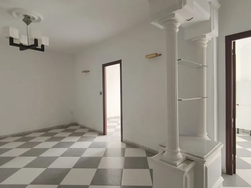 House - Townhouse в продаже в Alhaurín el Grande, Málaga. В доме 4 спален и 2 ванных комнат. Площадь дома 139 м²