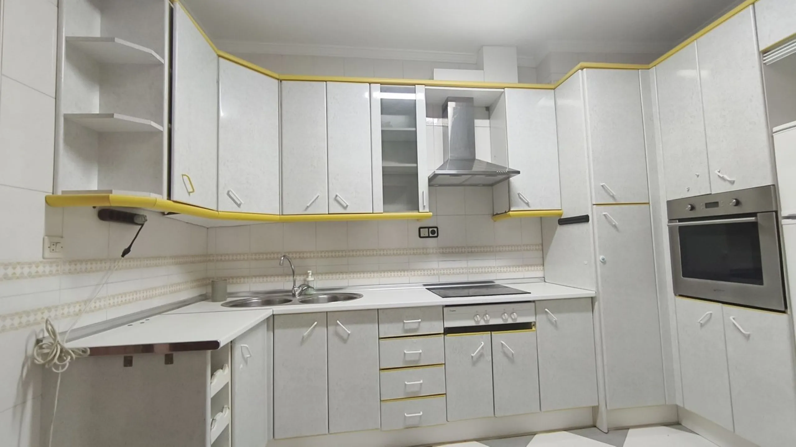 House - Townhouse в продаже в Alhaurín el Grande, Málaga. В доме 4 спален и 2 ванных комнат. Площадь дома 139 м²