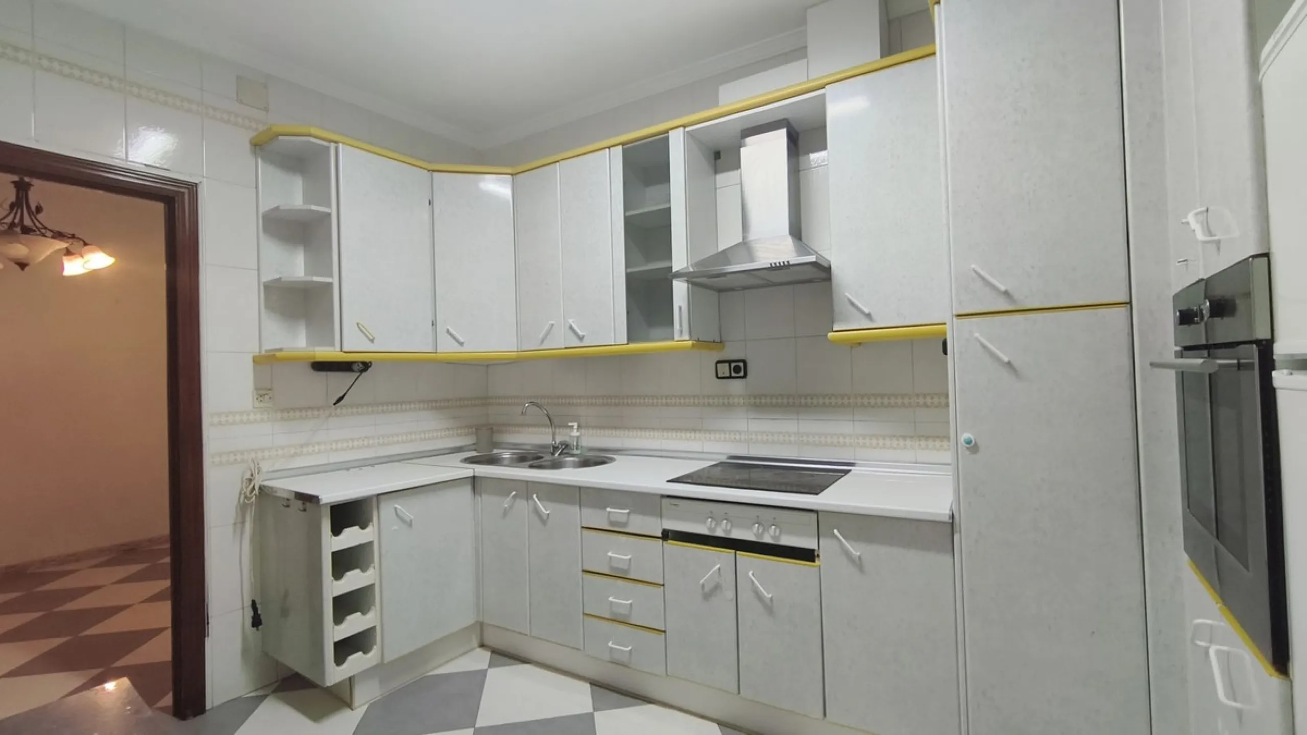 House - Townhouse в продаже в Alhaurín el Grande, Málaga. В доме 4 спален и 2 ванных комнат. Площадь дома 139 м²