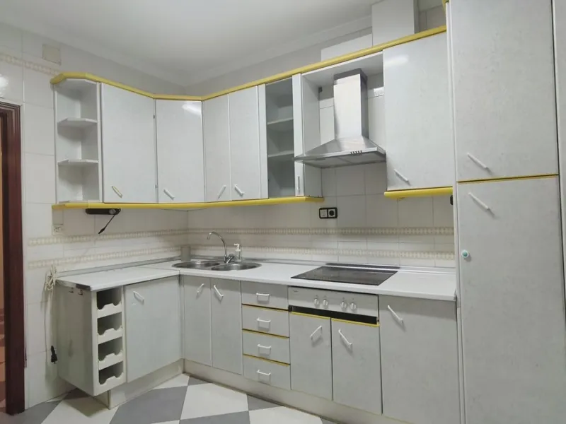 House - Townhouse в продаже в Alhaurín el Grande, Málaga. В доме 4 спален и 2 ванных комнат. Площадь дома 139 м²