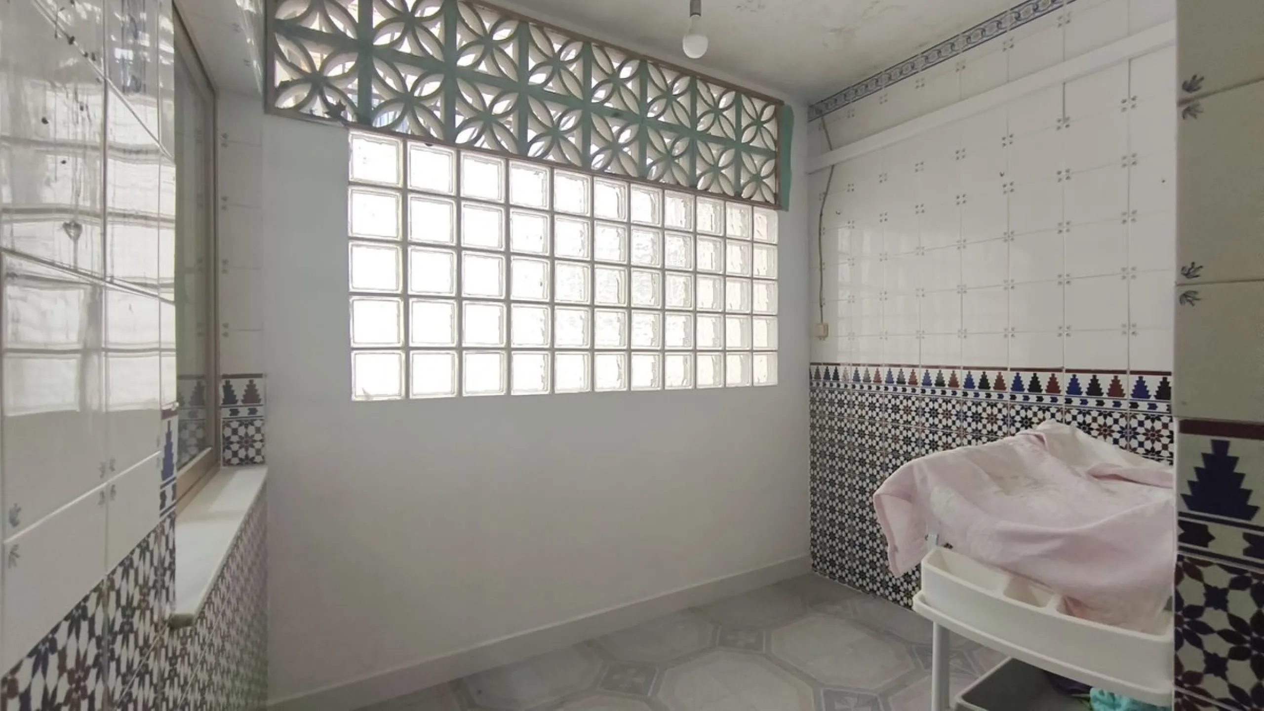 House - Townhouse в продаже в Alhaurín el Grande, Málaga. В доме 4 спален и 2 ванных комнат. Площадь дома 139 м²
