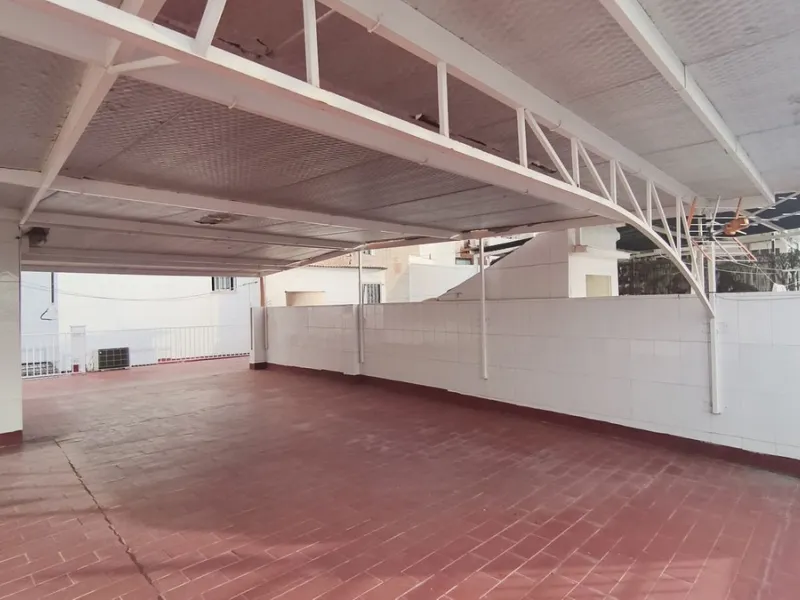House - Townhouse в продаже в Alhaurín el Grande, Málaga. В доме 4 спален и 2 ванных комнат. Площадь дома 139 м²