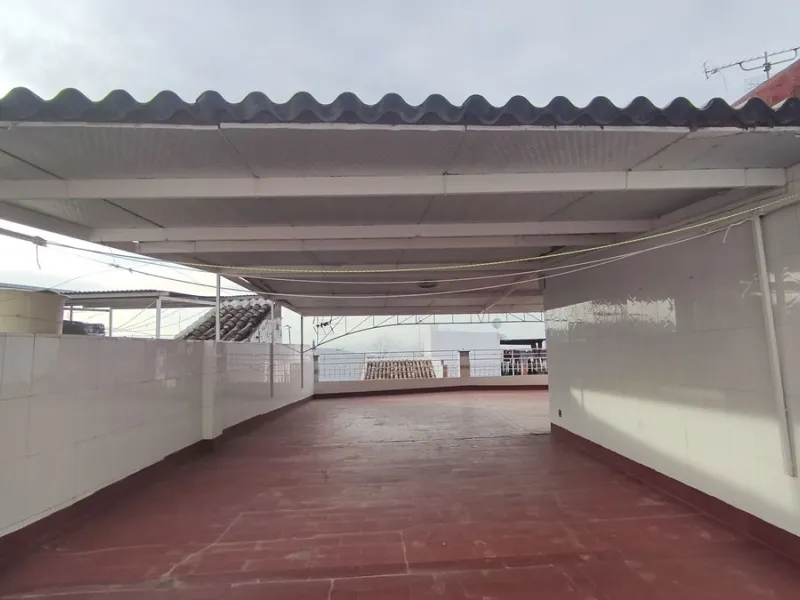 House - Townhouse в продаже в Alhaurín el Grande, Málaga. В доме 4 спален и 2 ванных комнат. Площадь дома 139 м²