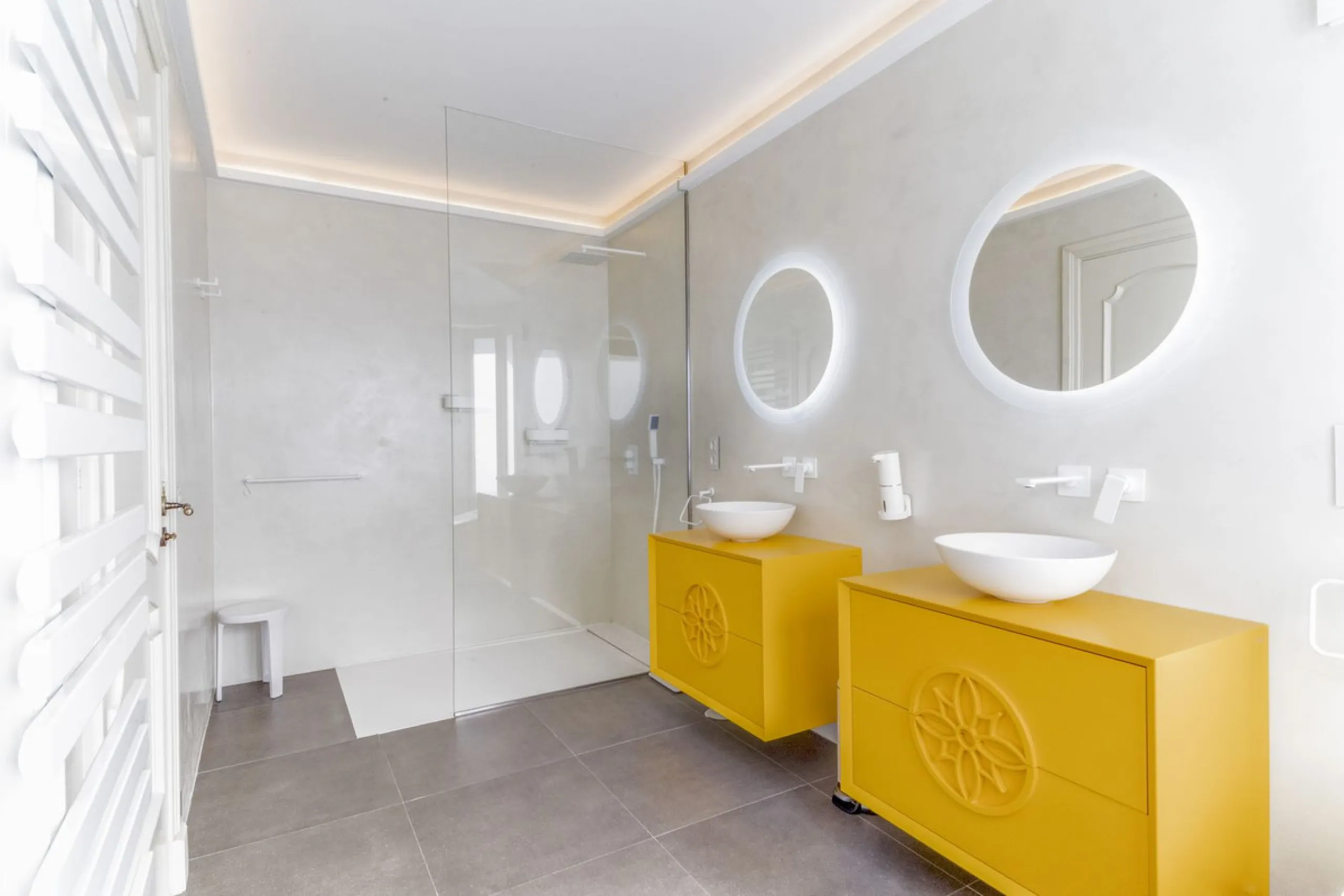 Stunning 5-Bedroom Family Villa for Sale in Atalaya