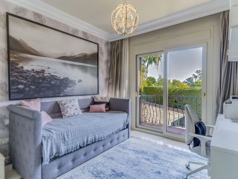 Stunning 5-Bedroom Family Villa for Sale in Atalaya