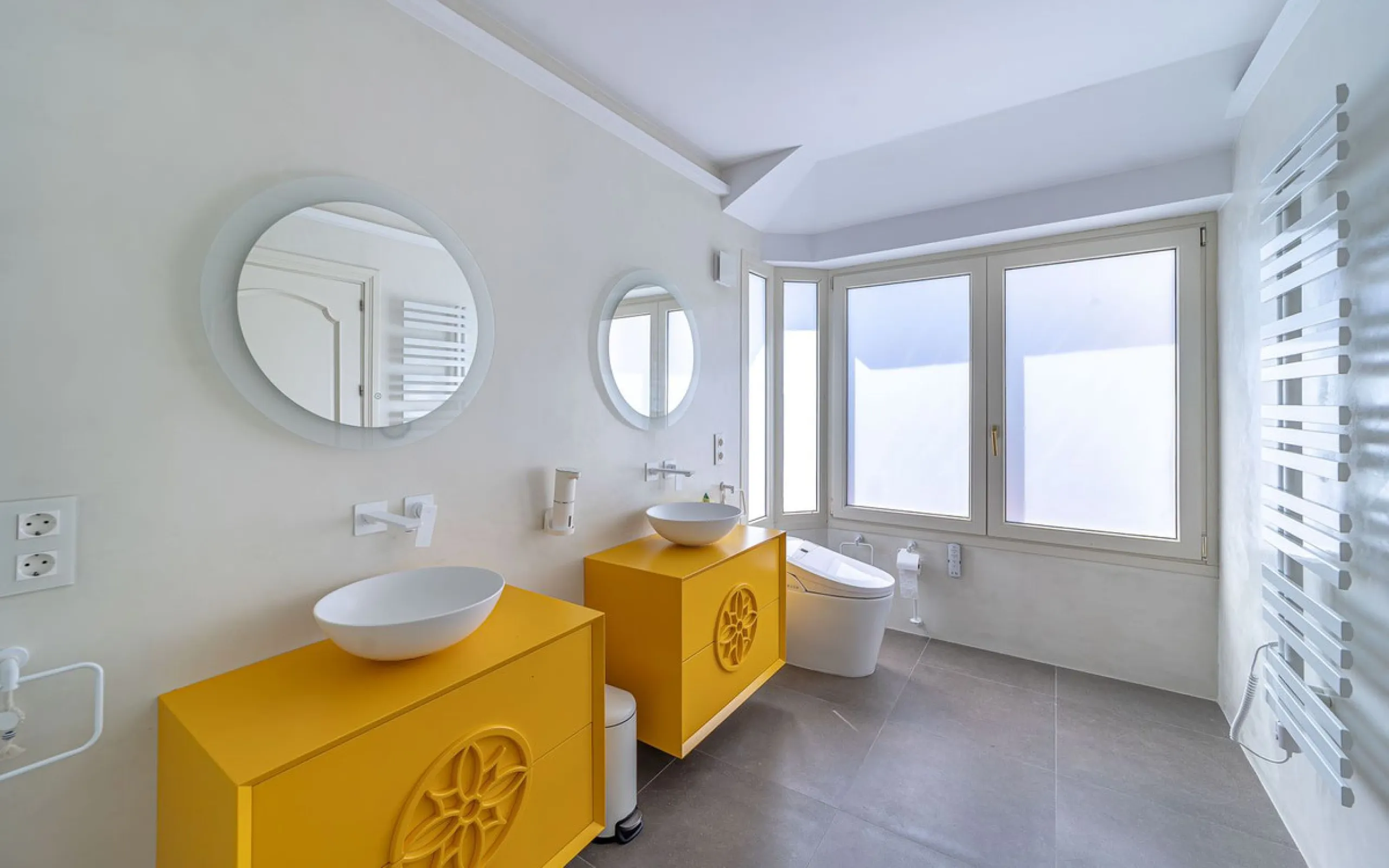 Stunning 5-Bedroom Family Villa for Sale in Atalaya