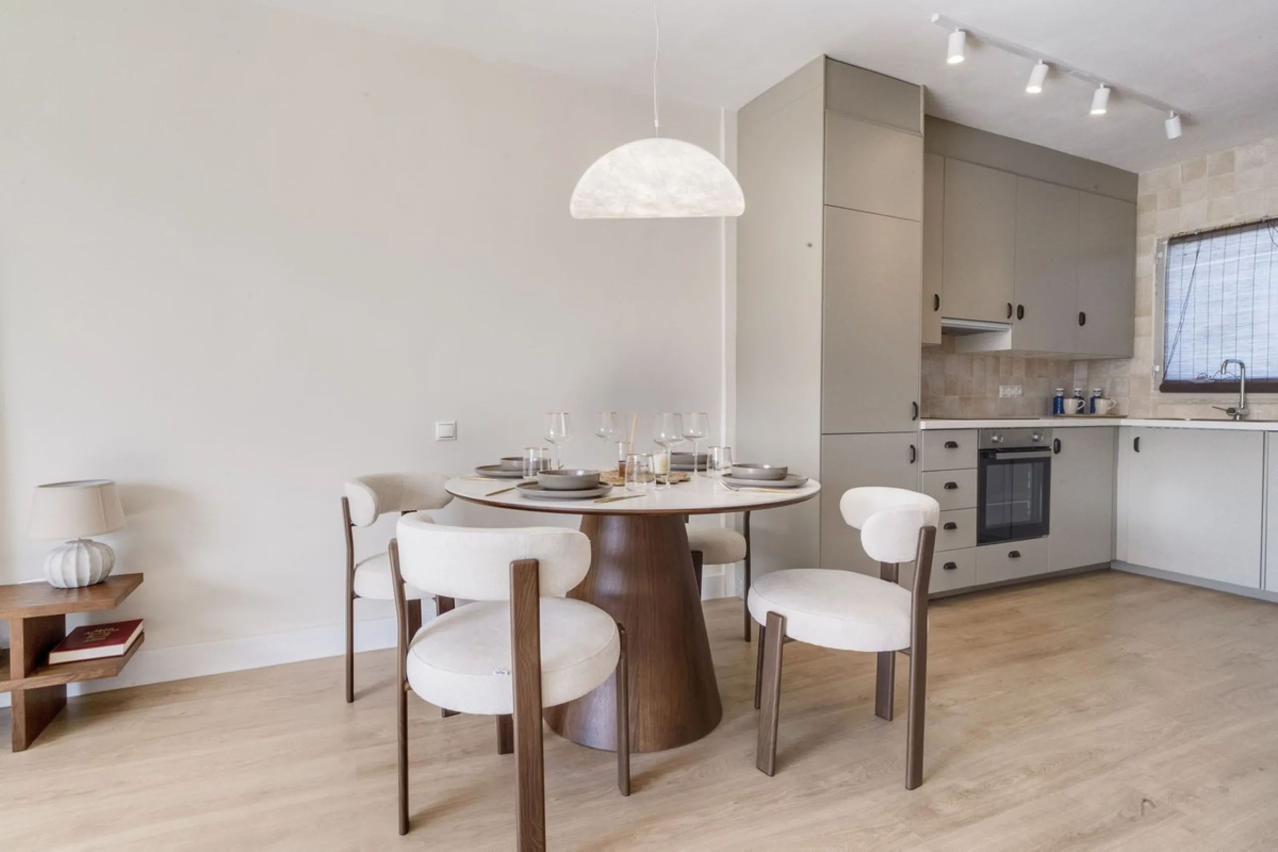 Apartment - Top Floor Apartment в продаже в Mijas, Málaga. В доме 2 спален и 1 ванных комнат. Площадь дома 81 м²