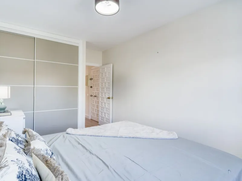 Apartment - Top Floor Apartment в продаже в Mijas, Málaga. В доме 2 спален и 1 ванных комнат. Площадь дома 81 м²