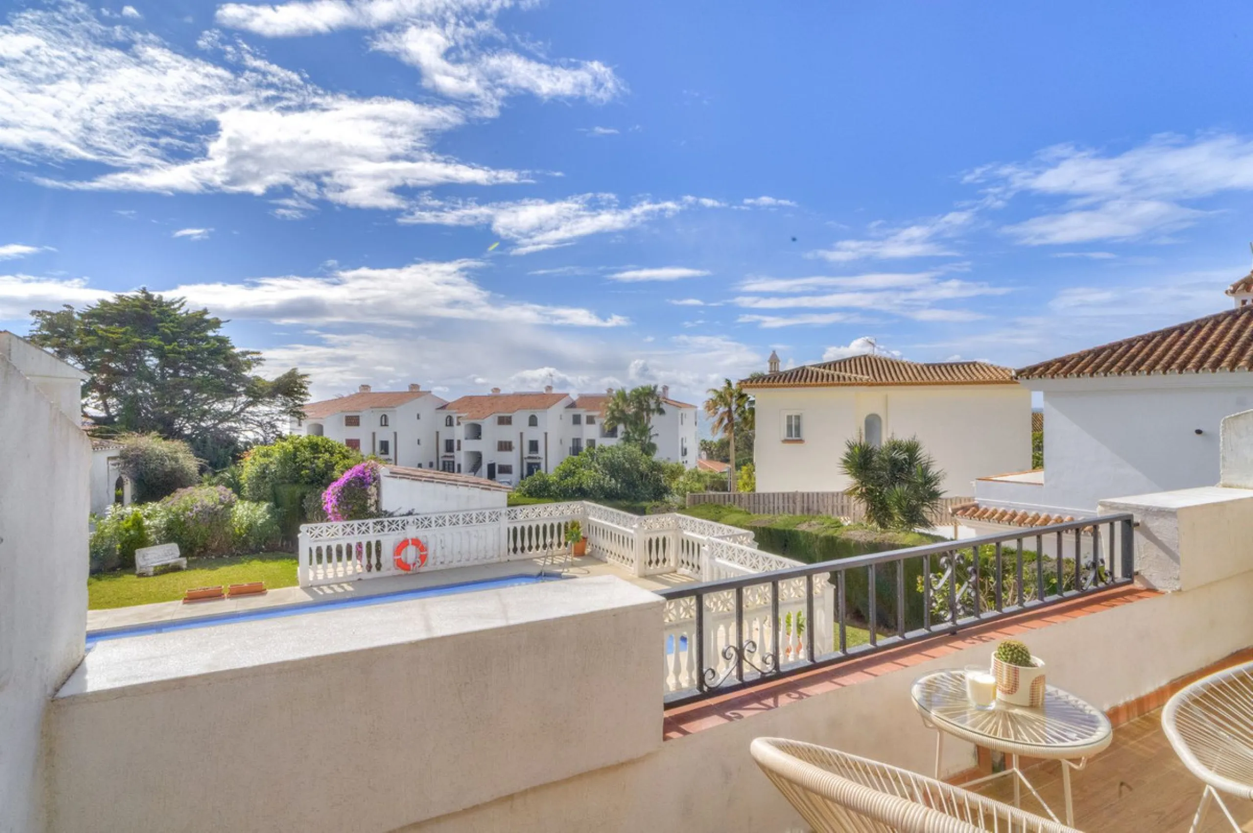 Apartment - Top Floor Apartment в продаже в Mijas, Málaga. В доме 2 спален и 1 ванных комнат. Площадь дома 81 м²