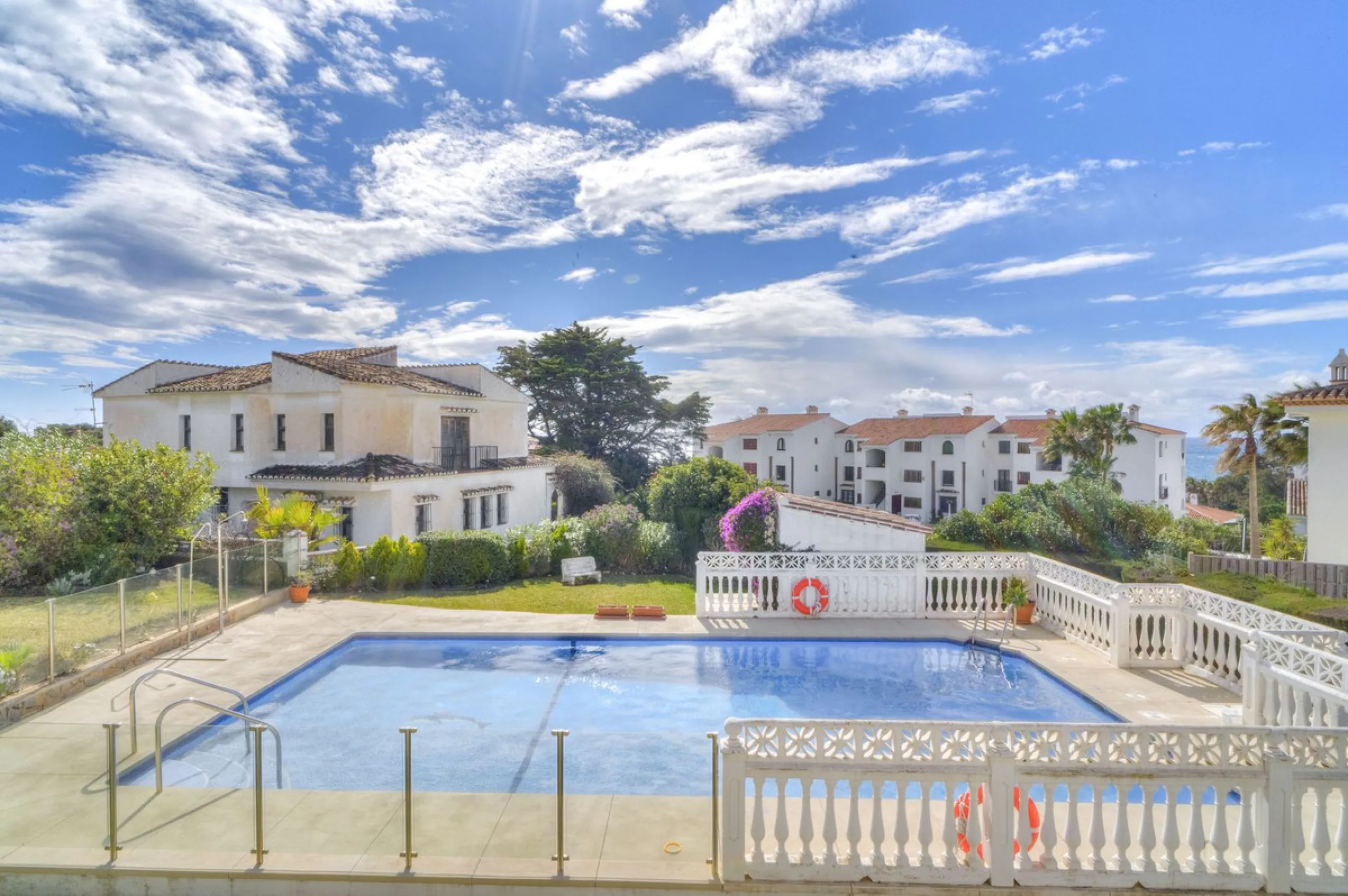 Apartment - Top Floor Apartment в продаже в Mijas, Málaga. В доме 2 спален и 1 ванных комнат. Площадь дома 81 м²