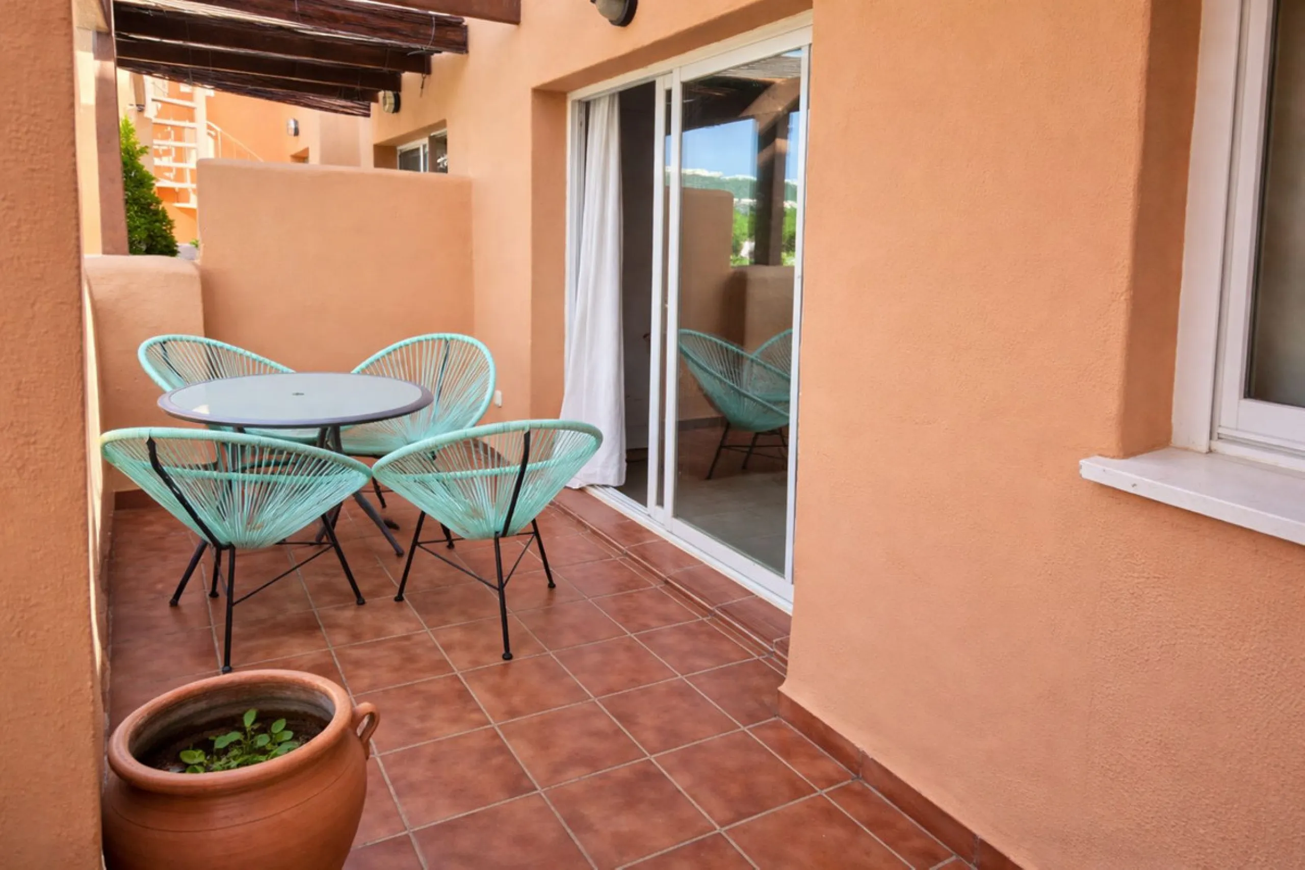 Apartment - Penthouse в продаже в Casares, Málaga. В доме 2 спален и 2 ванных комнат. Площадь дома 85 м²